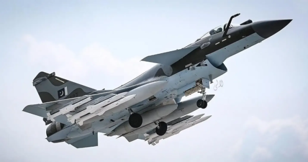 爱一配 印尼买歼10，只是虚晃一枪，真正的目标，是另一款中国战机